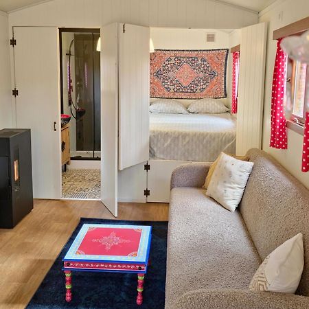 Pipowagen Met Prive Hot Tub Villa Lanaken Buitenkant foto