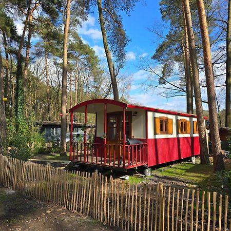 Pipowagen Met Prive Hot Tub Villa Lanaken Buitenkant foto