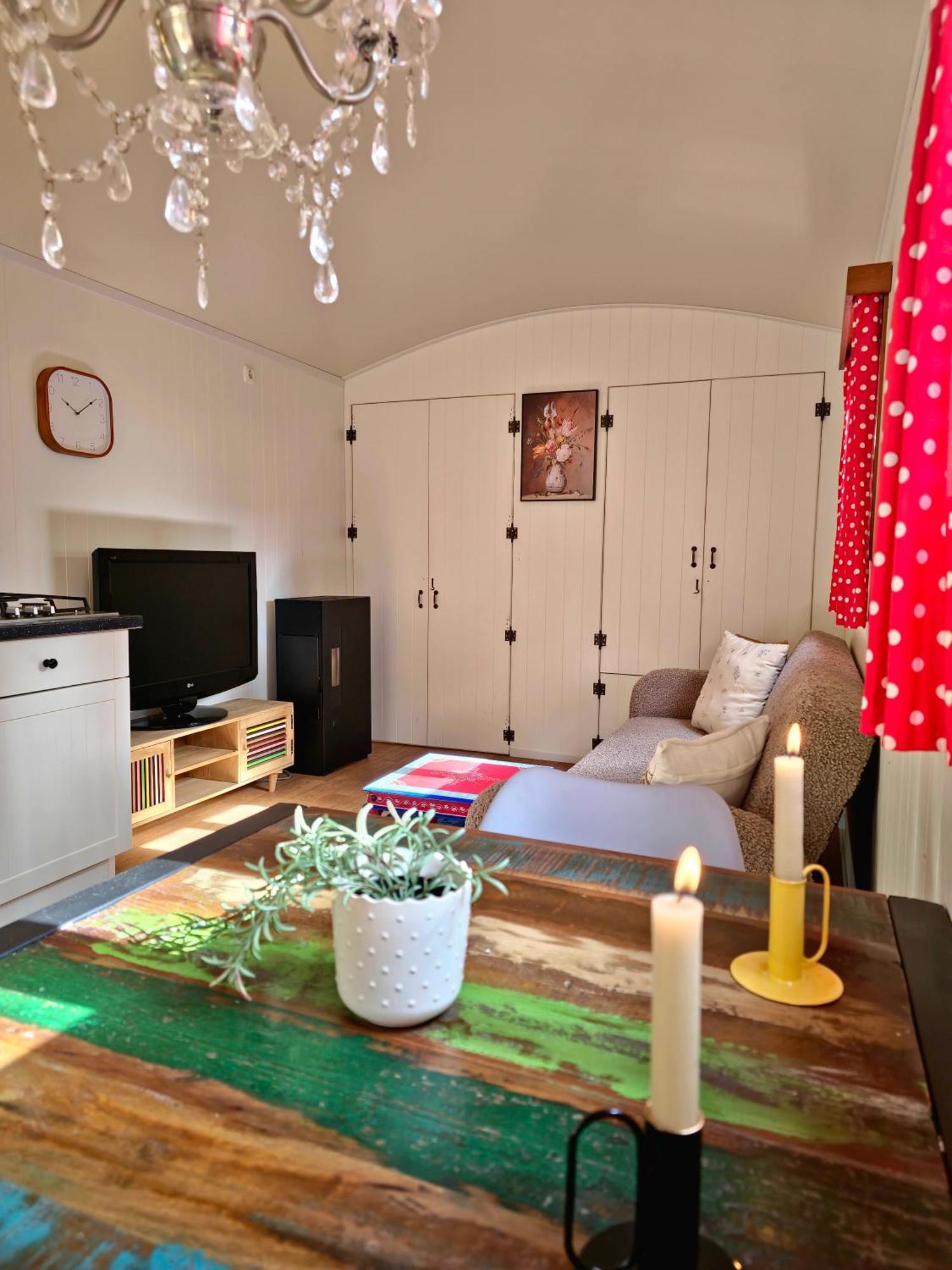 Pipowagen Met Prive Hot Tub Villa Lanaken Buitenkant foto